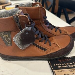 WINTER BAREFOOT BOOTS ALASKAN X BROWN leather wool lined zipper NWT never worn